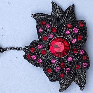 Vintage Red – Rubylike & garnet like Rhinestone flower with chain flower hangiu